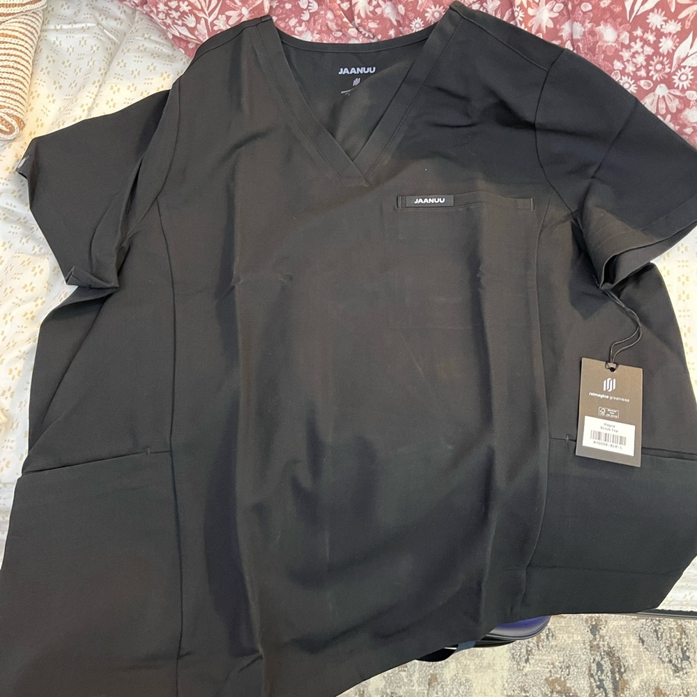 Jaanu Scrub Top